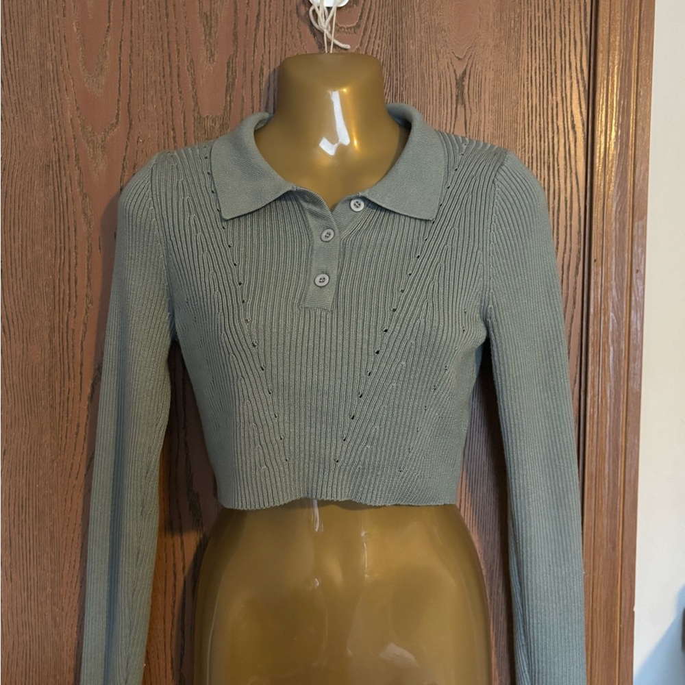 Le Lis Ribbed Knit Cropped Polo Sweater - Gray